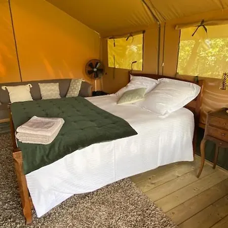 Bed & Breakfast Domaine De La Grange 3*