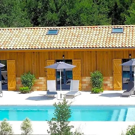 Domaine De La Grange Bed & Breakfast 3*
